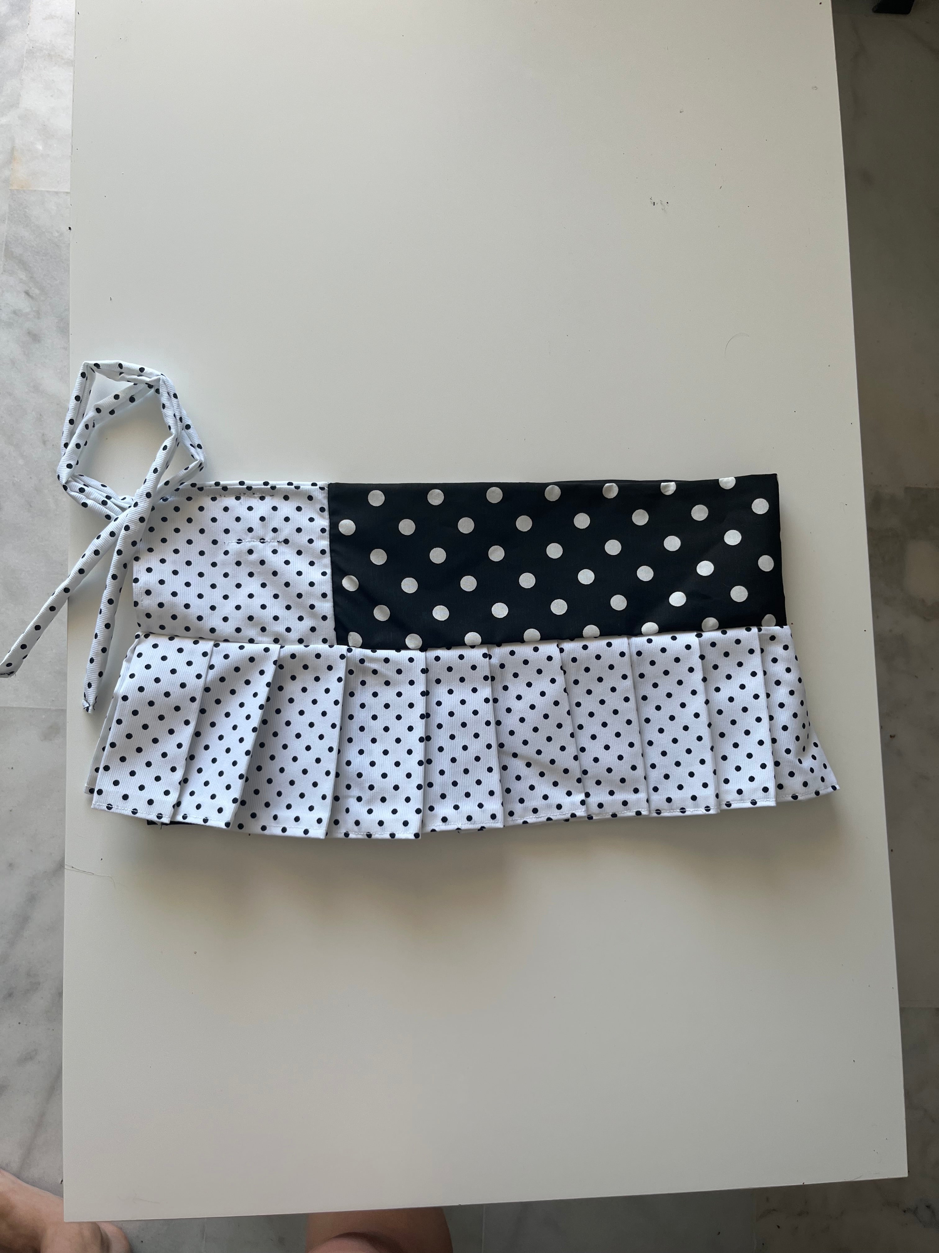 Mini skirt lunares negros y blancos