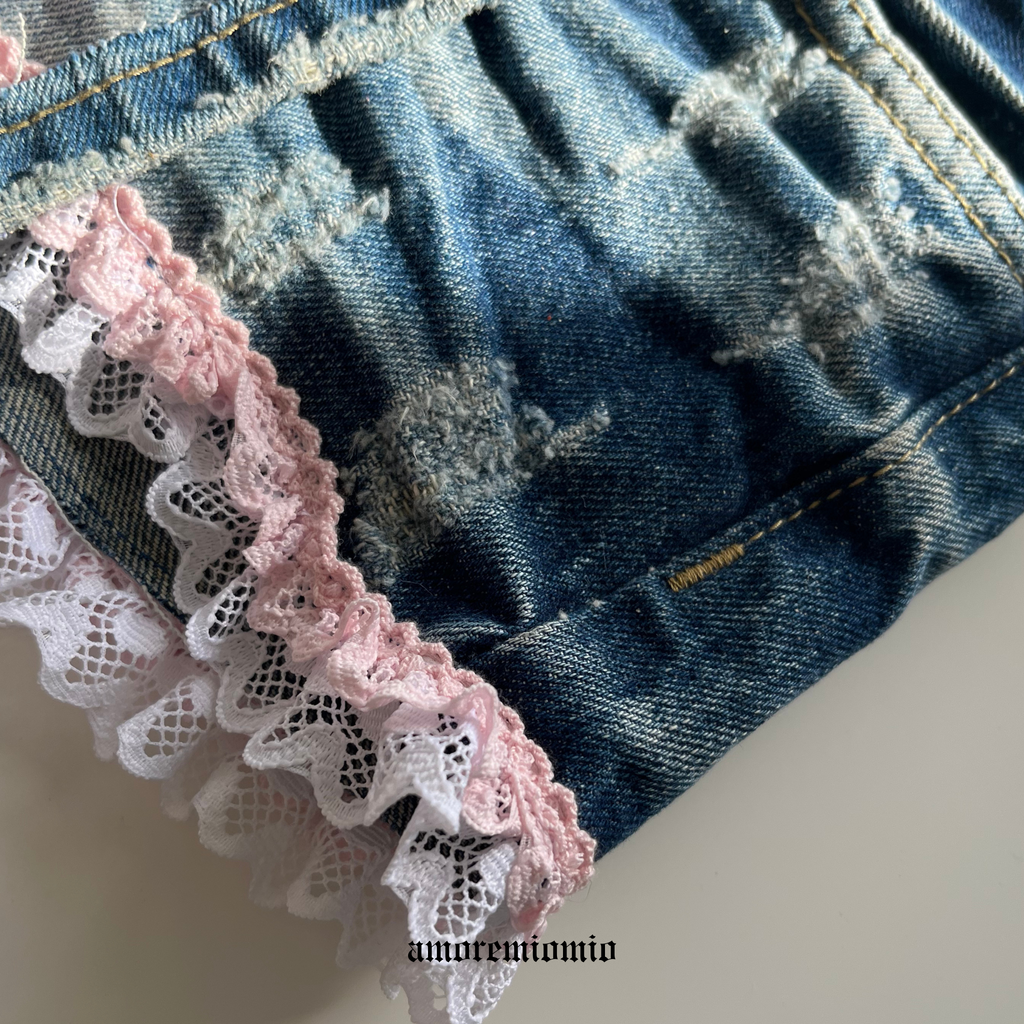 mini shorts vaqueros con encaje