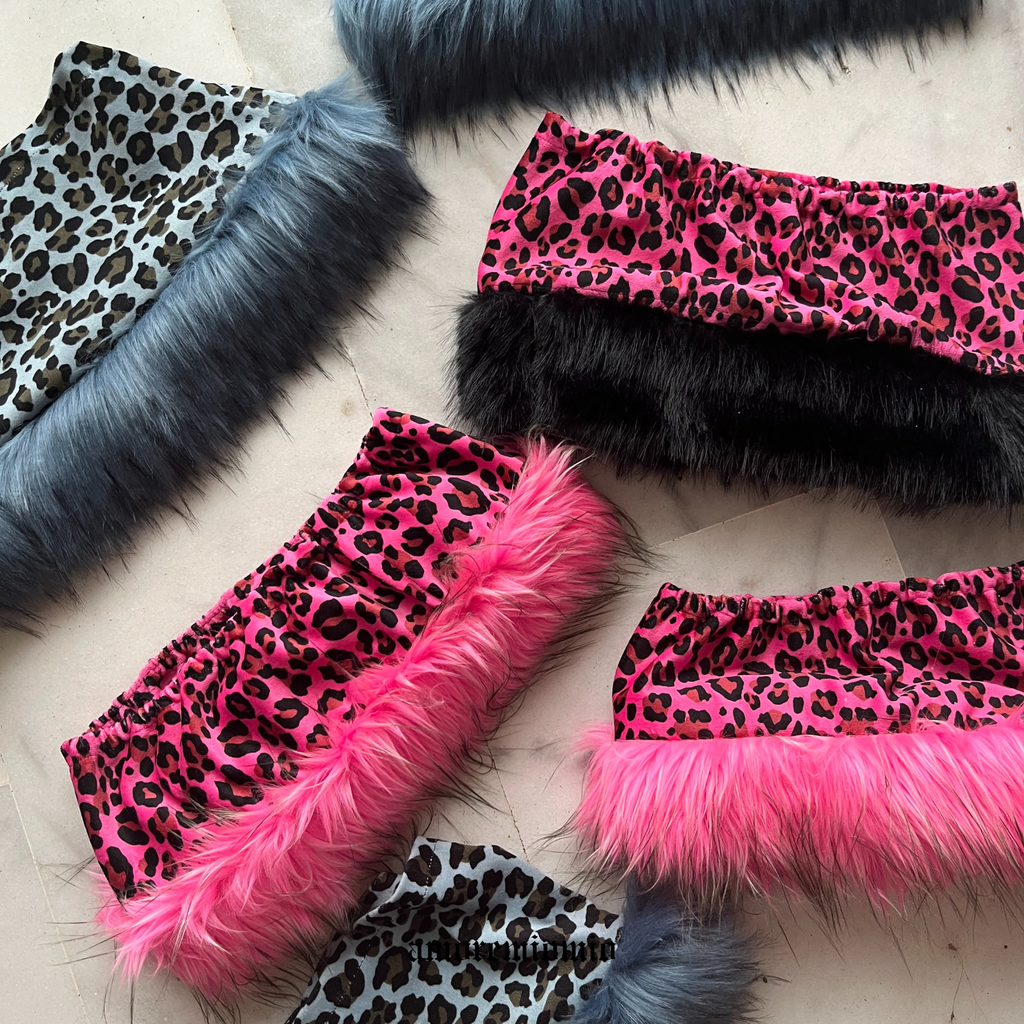 Y2K Leopard Mini Skirt with Faux Fur