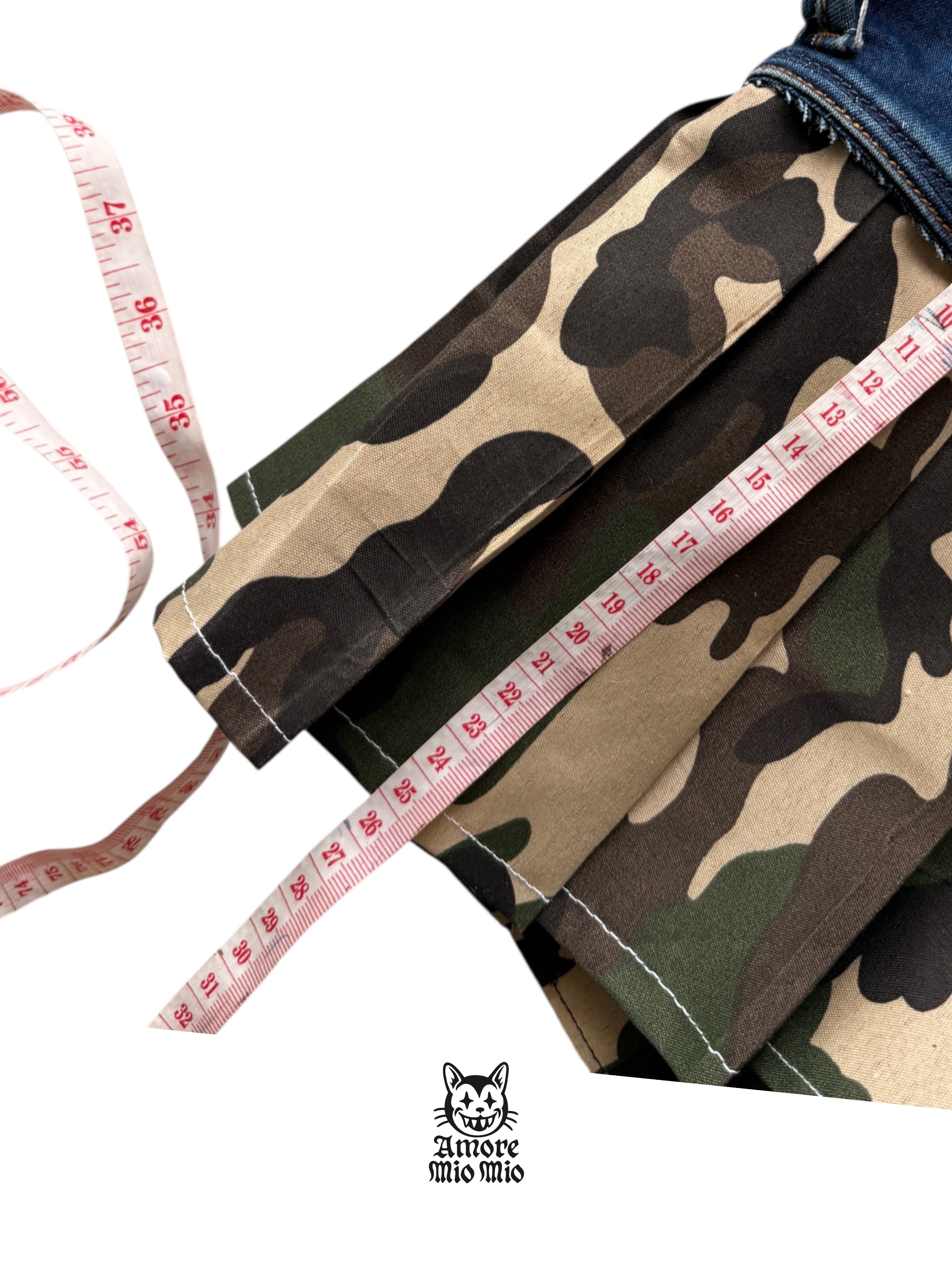 Militar low rise mini skirt