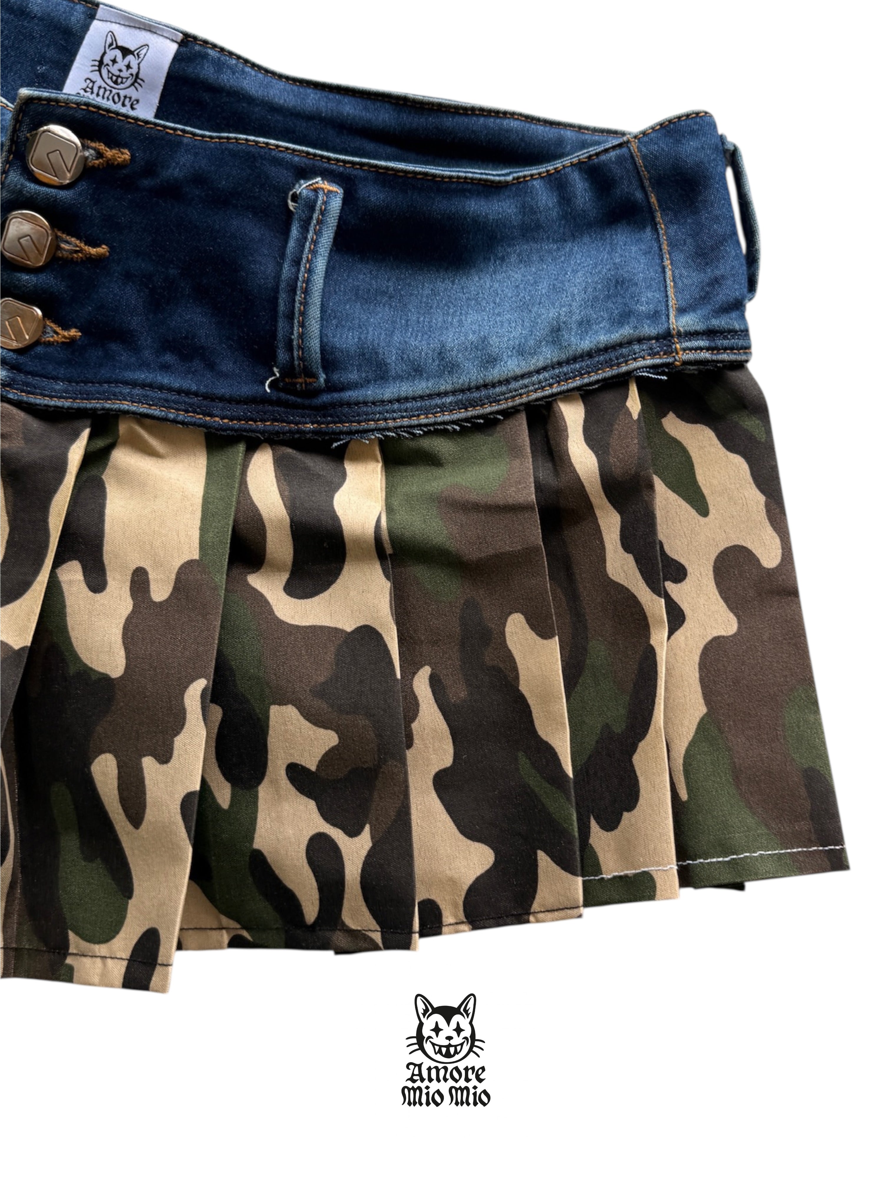 Militar low rise mini skirt