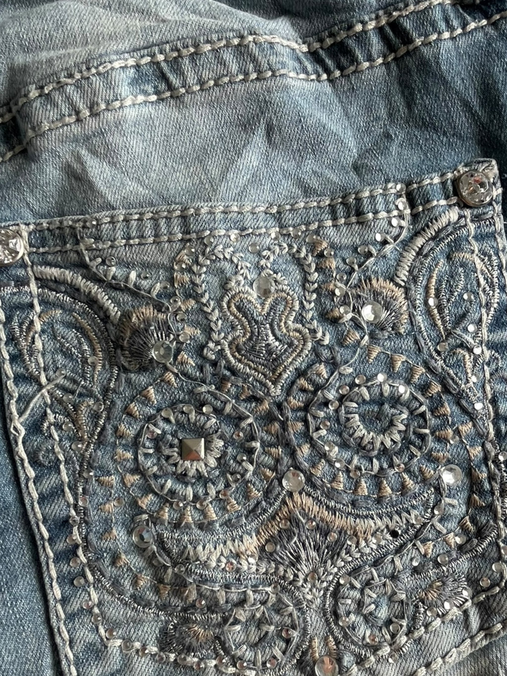 S Low-rise embroidered mini skirt