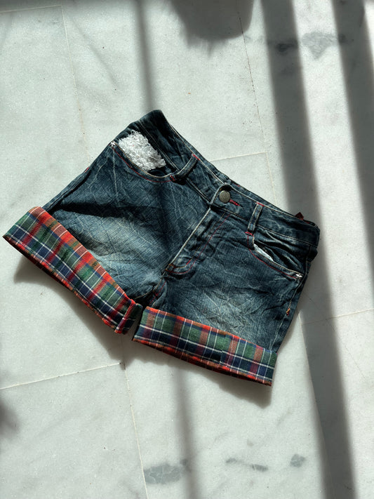 mini shorts con cuadros alternativos