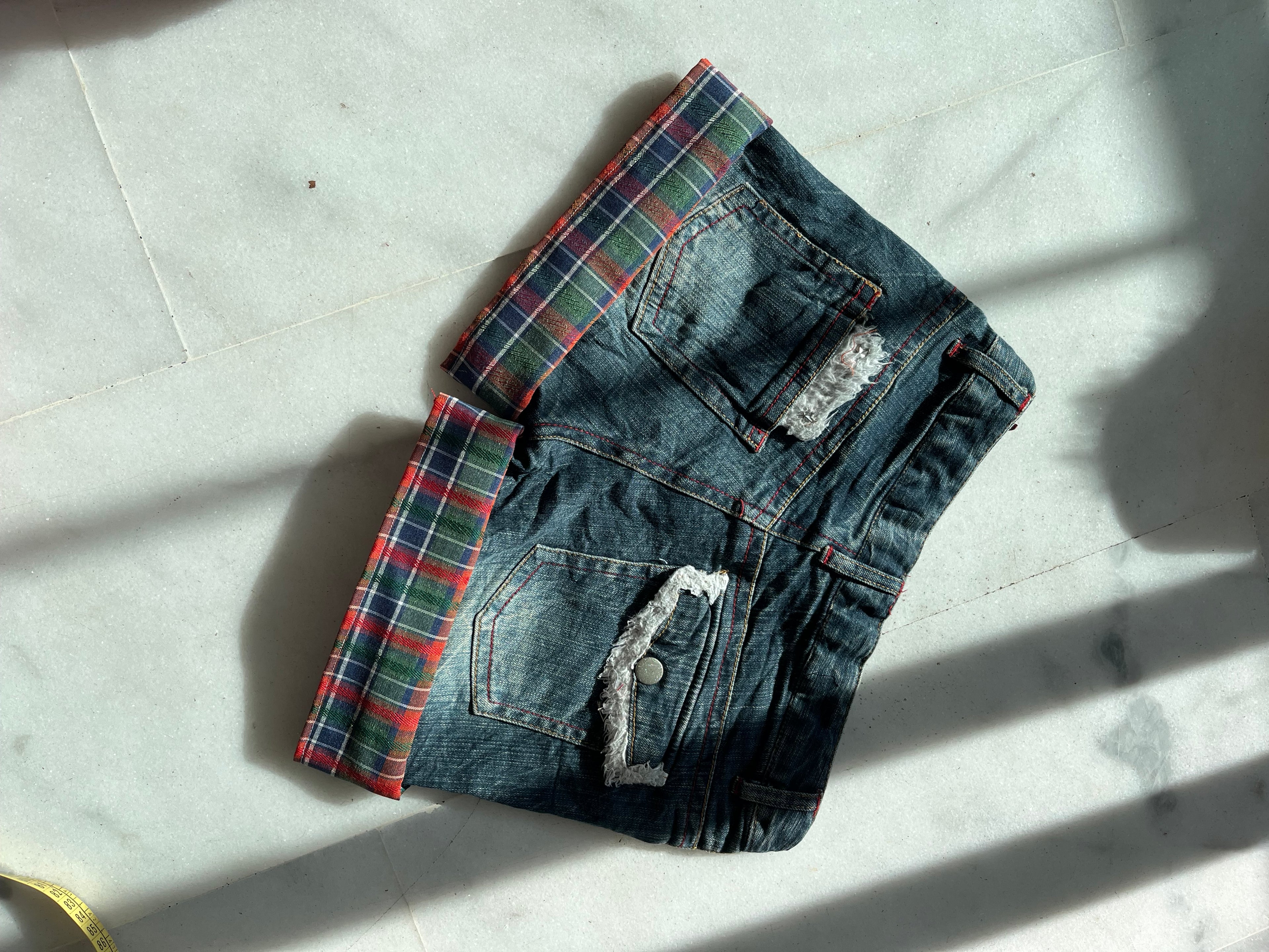 mini shorts con cuadros alternativos