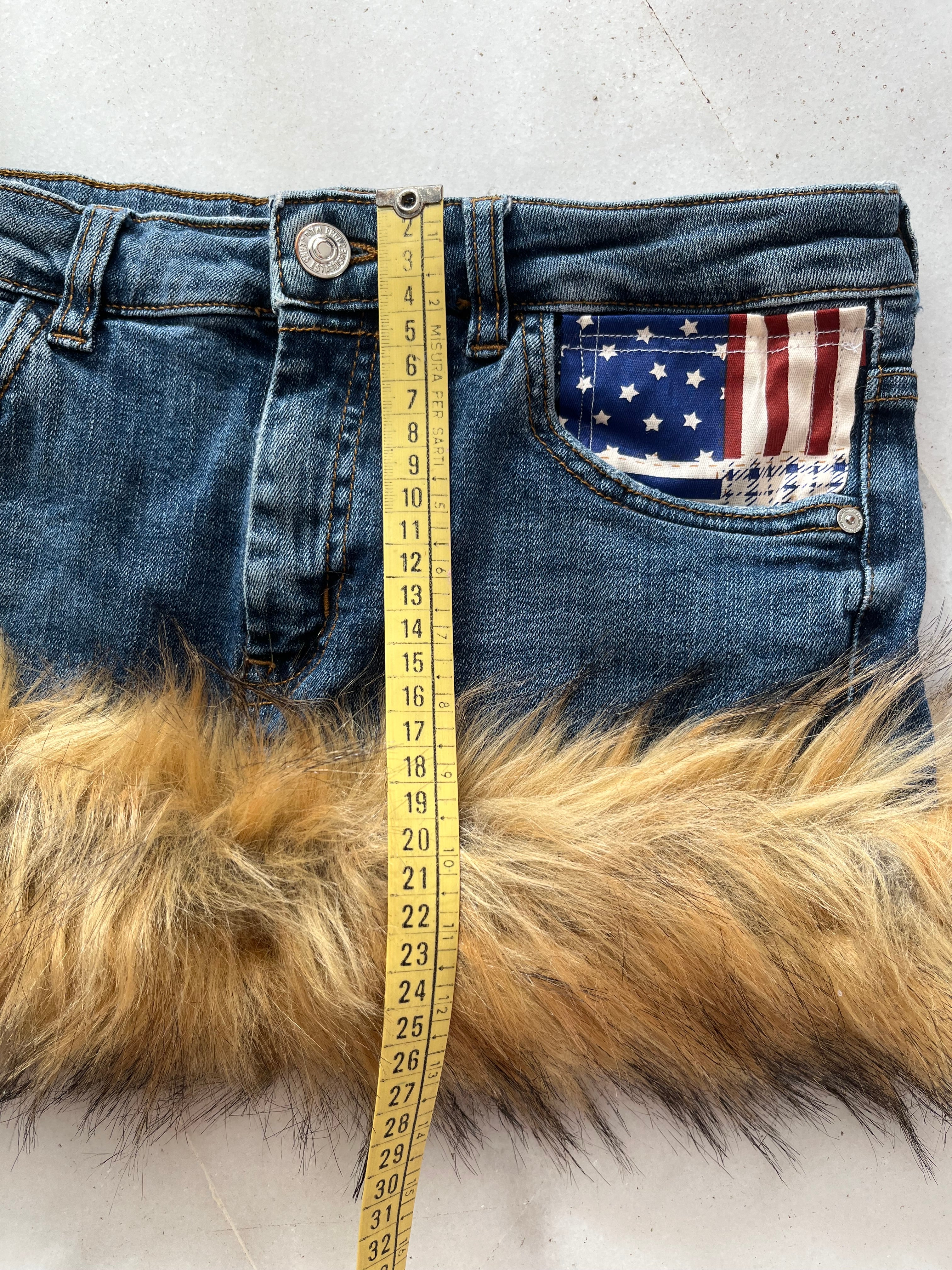 mini falda customizada con pelo