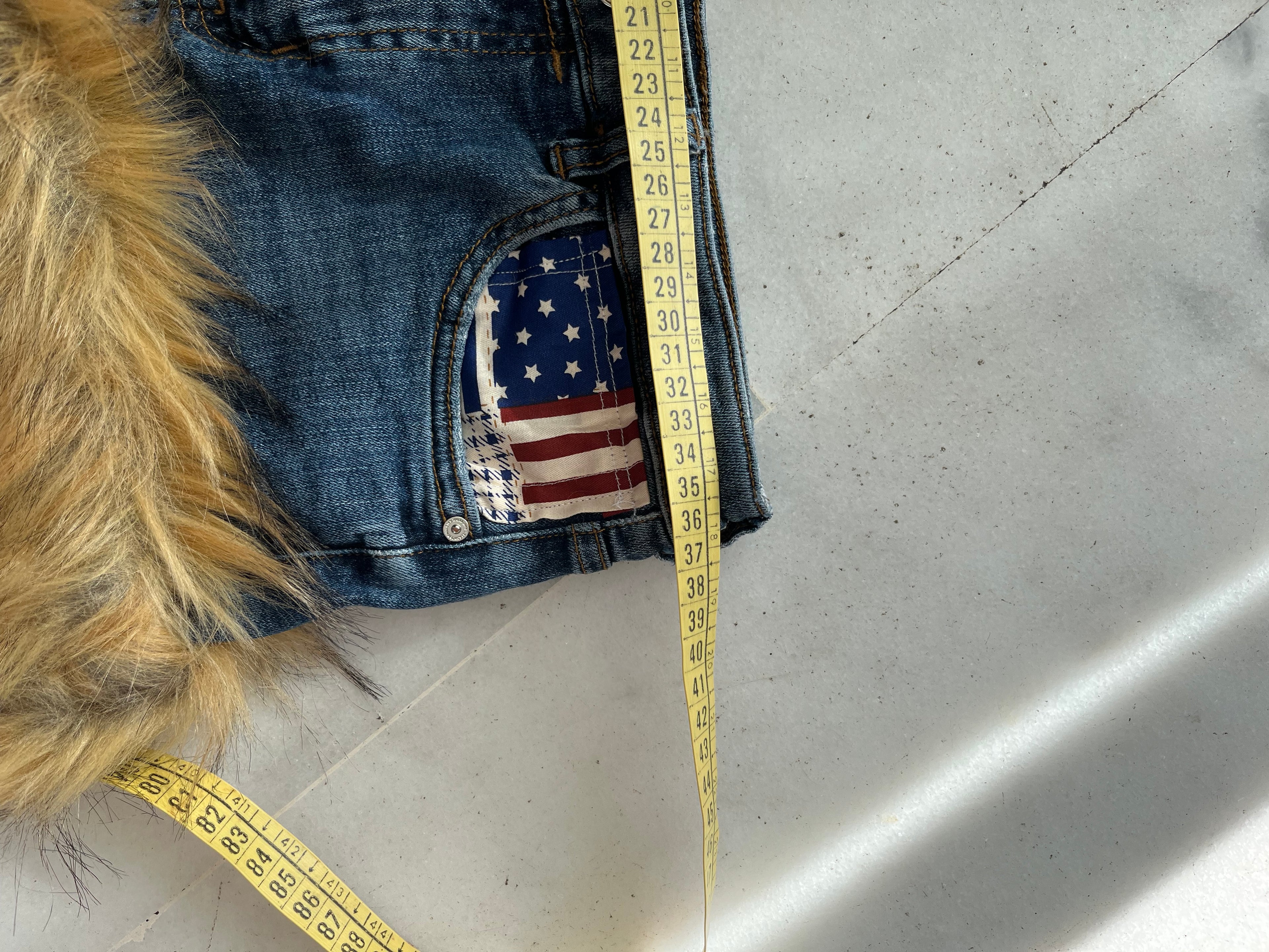 mini falda customizada con pelo