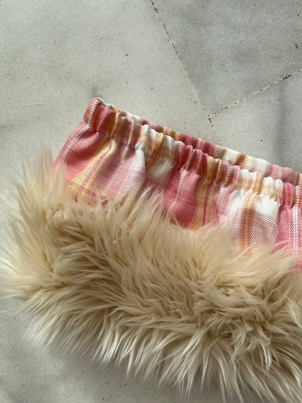 mini ultra falda con pelo