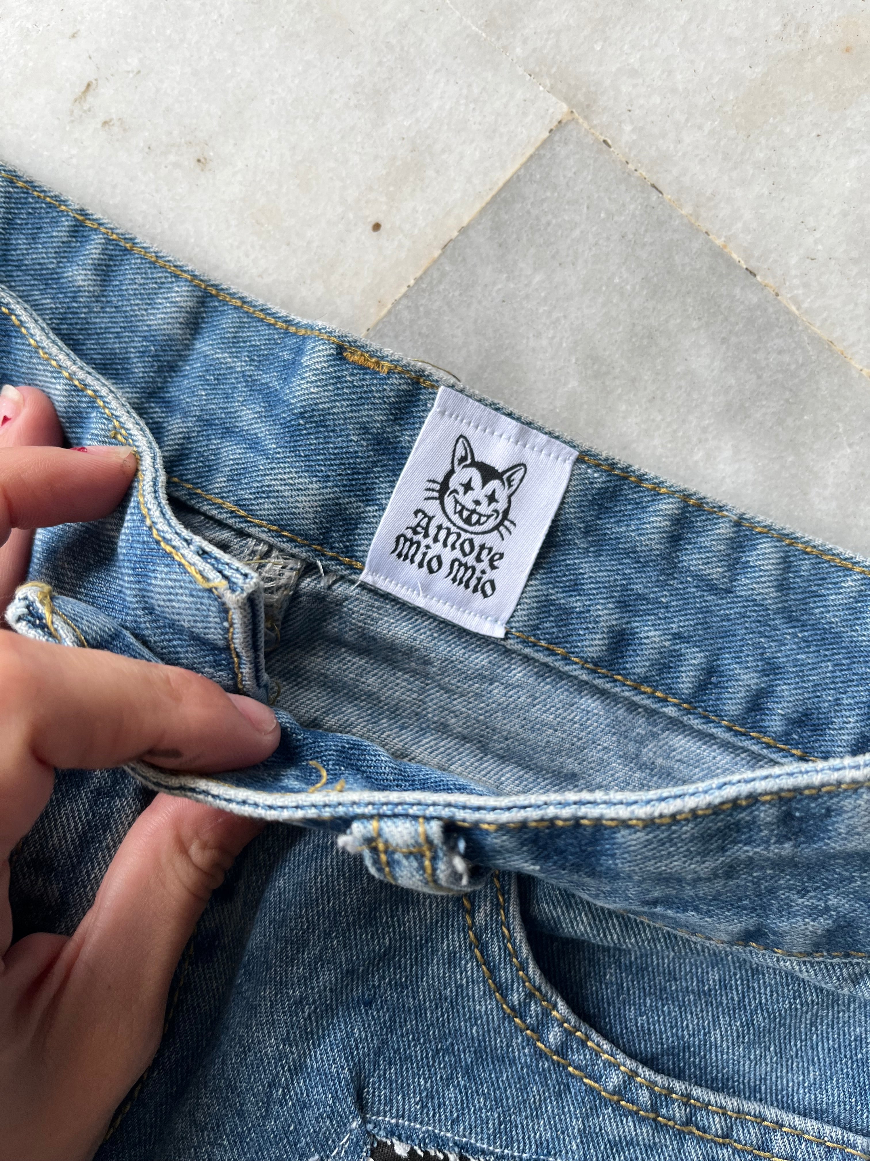 mini falda vaquera con estampados de lunares