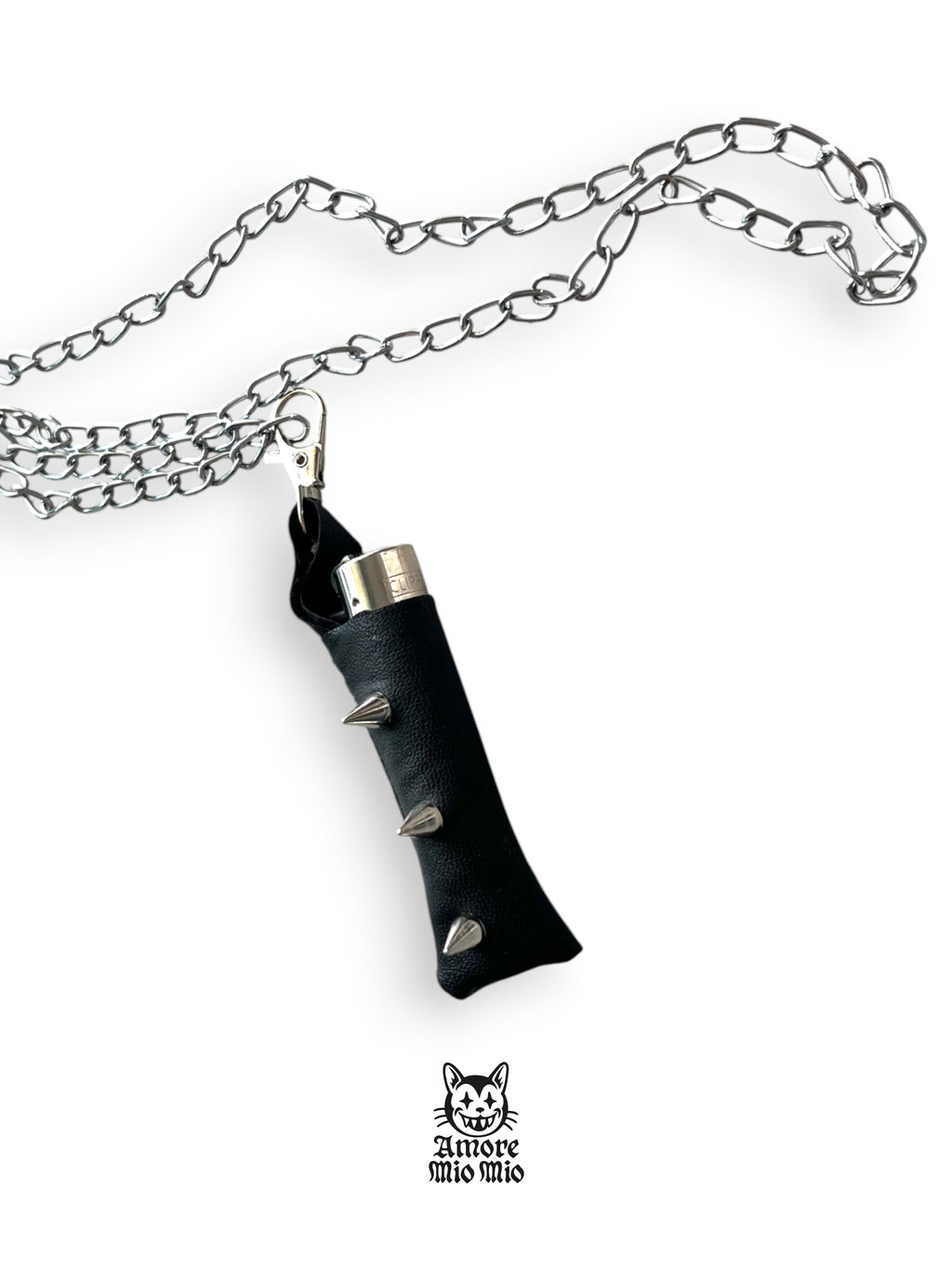 funda mechero de piel sintetica y pinchos