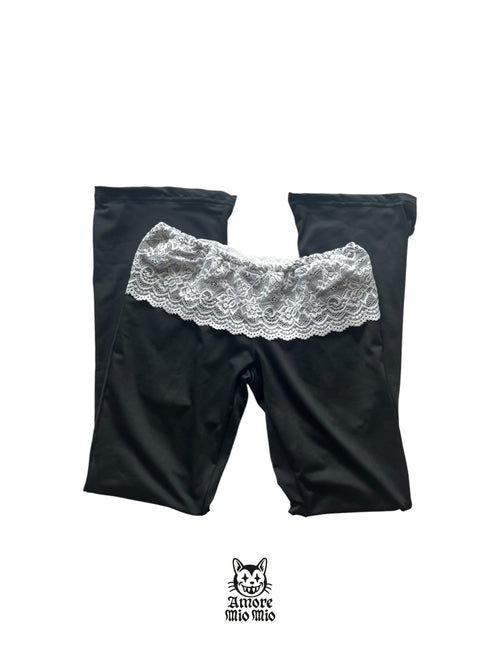 leggins negros de tiro bajo con encaje