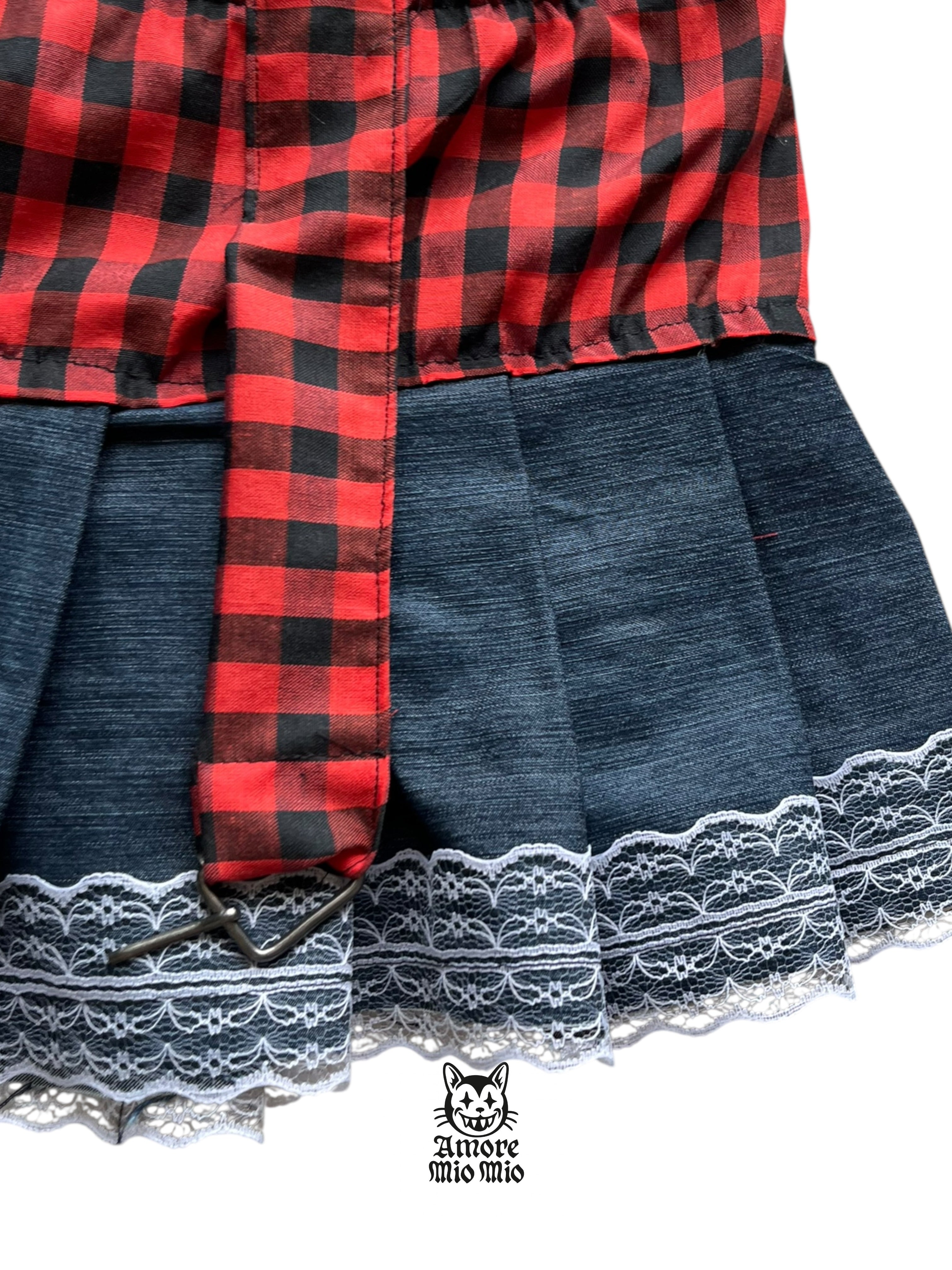 mini falda tiro bajo cuadros rojos