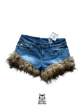 mini shorts tiro bajo con pelo