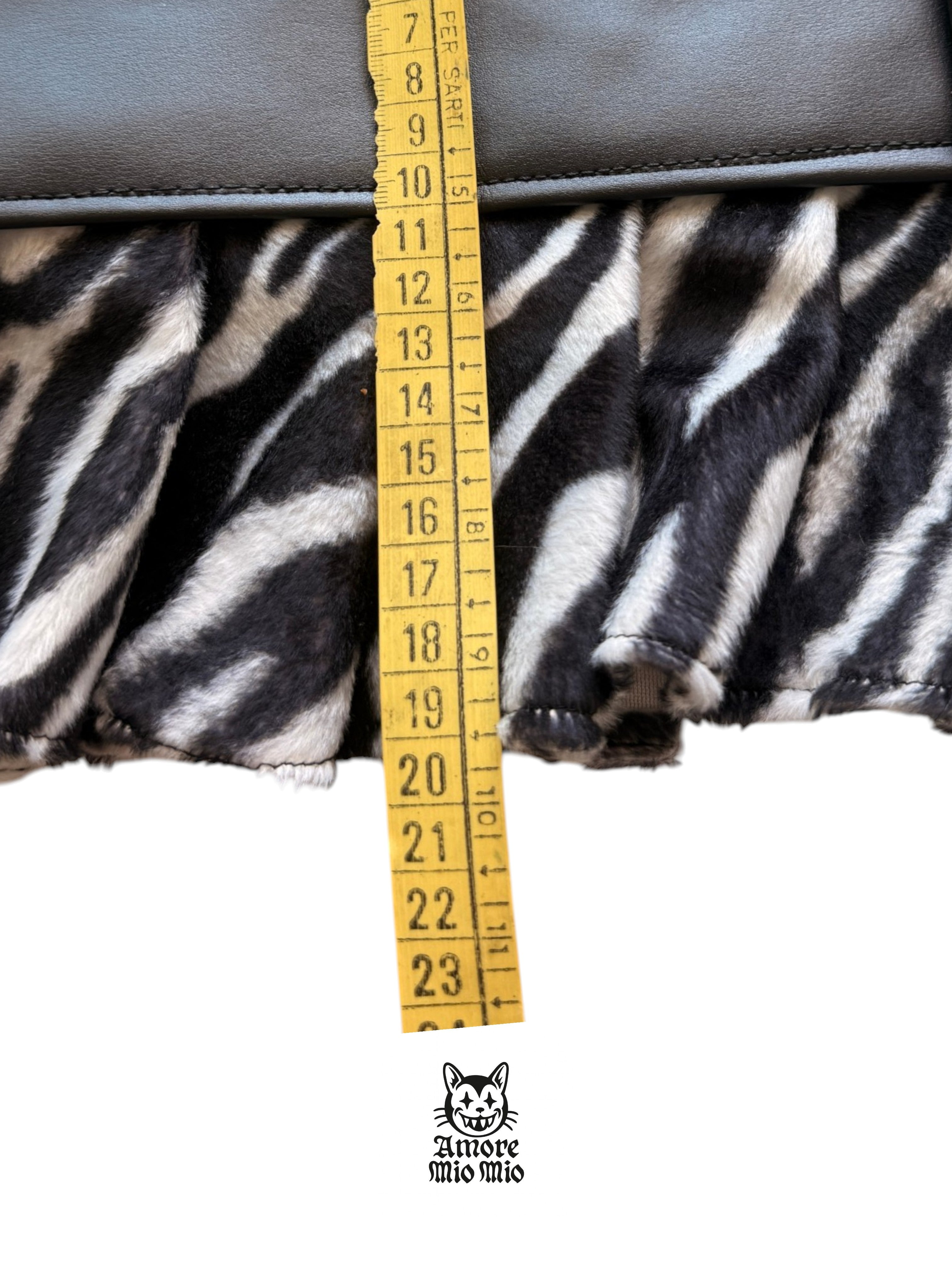 M mini falda zebra tiro bajo